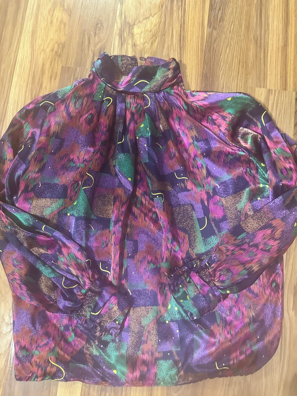 Worthington Women’s Vintage Satin Long Sleeve Blouse